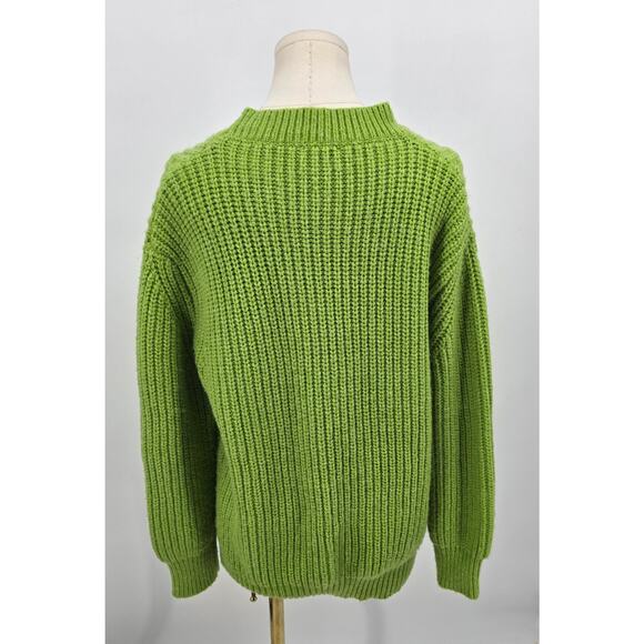 Lumière Grass Green Chunky Knit Sweater – Size Medium - Picture 3 of 5